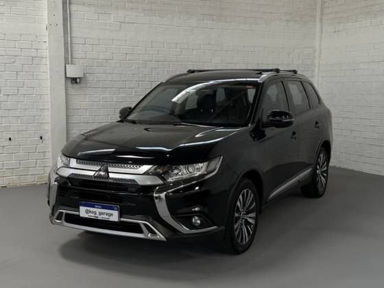 MITSUBISHI OUTLANDER 2.0 MIVEC GASOLINA HPE AUTOMÁTICO MITSUBISHI OUTLANDER 2.0 MIVEC GASOLINA HPE AUTOMÁTICO